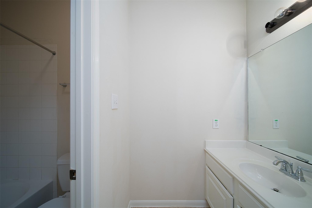 12802 Flat Creek Drive - Photo 31