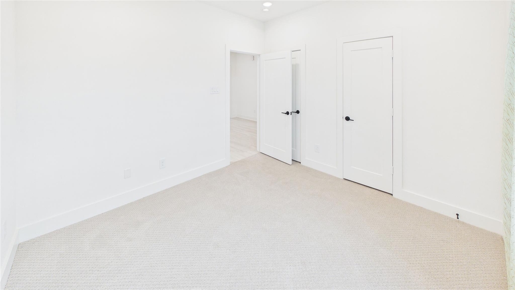 9609 Valeca Drive - Photo 28