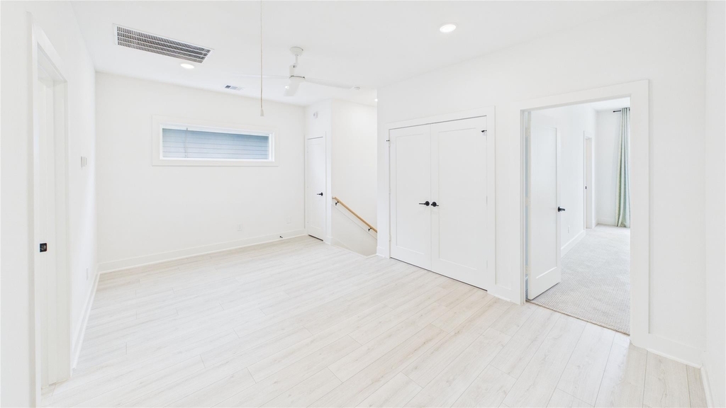 9609 Valeca Drive - Photo 14