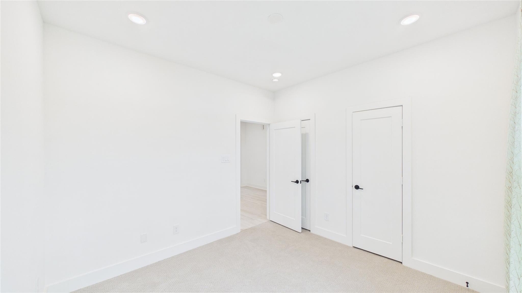 9609 Valeca Drive - Photo 26