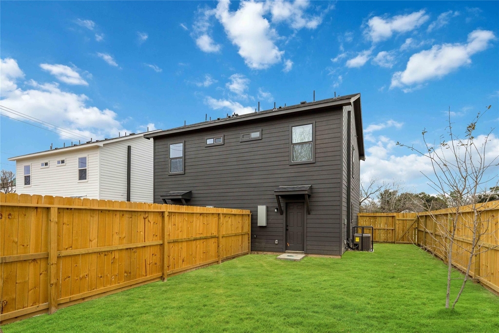 7706 Independence Street - Photo 21