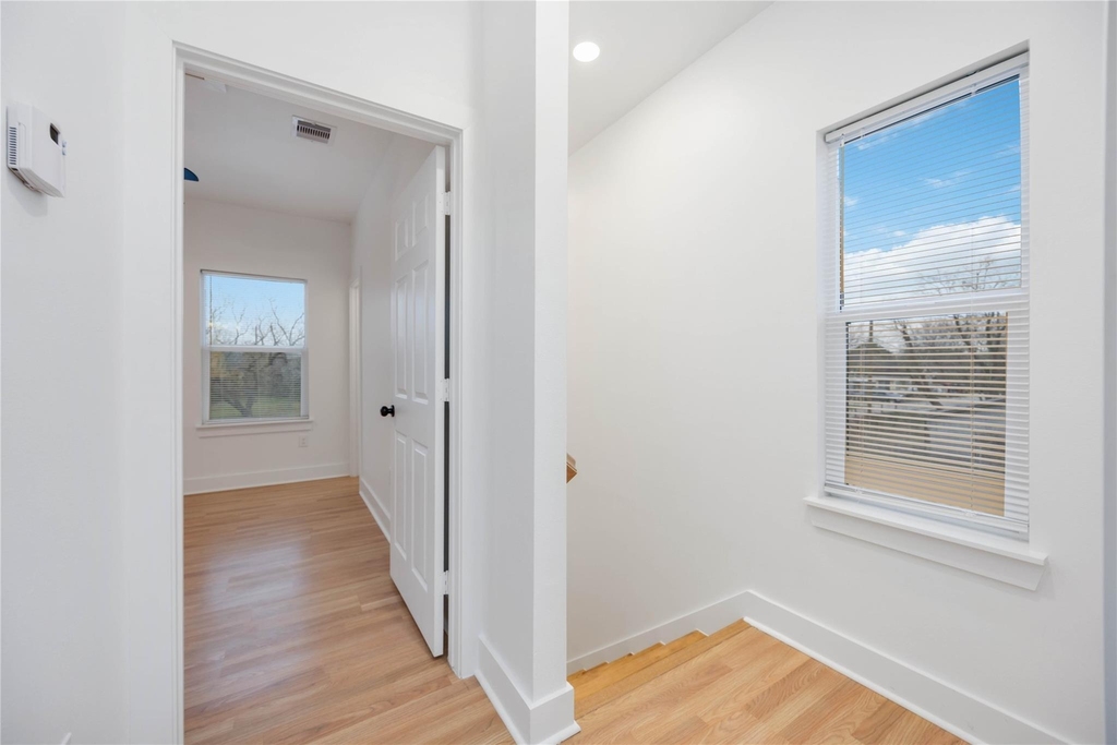 7706 Independence Street - Photo 19