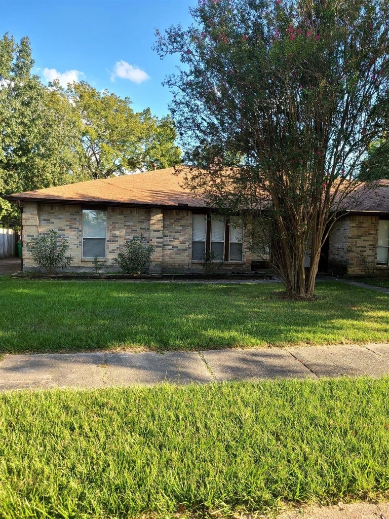2410 Spring Dusk Lane - Photo 0