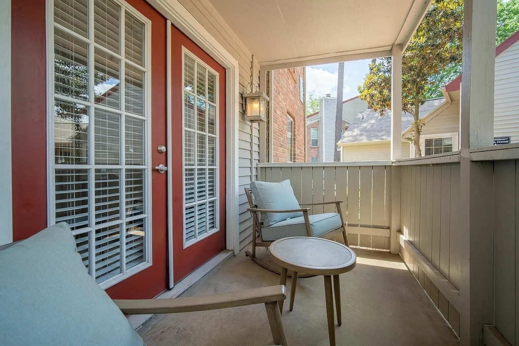 12800 Woodforest Boulevard - Photo 7