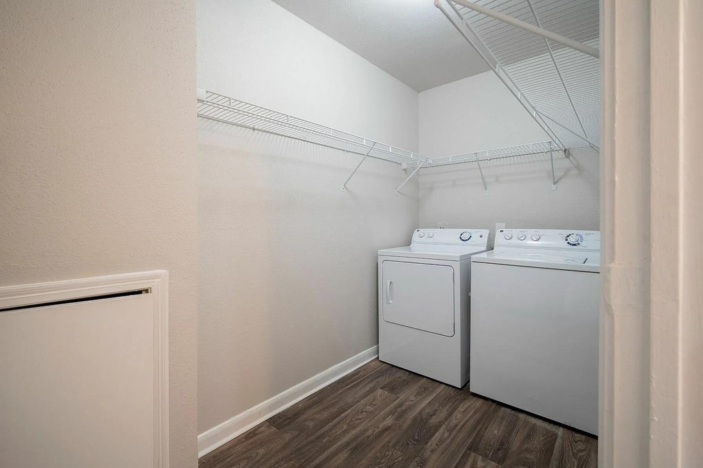 12800 Woodforest Boulevard - Photo 6