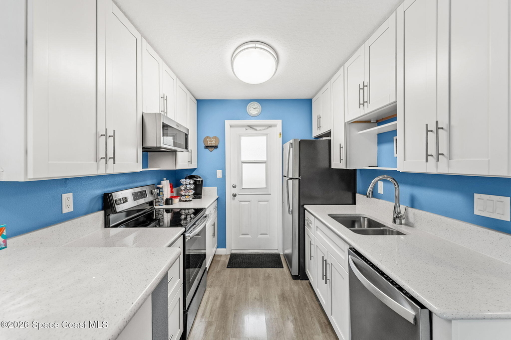 375 Polk Avenue - Photo 19