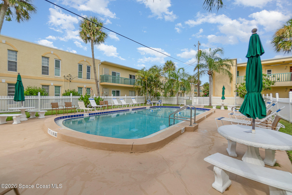 375 Polk Avenue - Photo 2