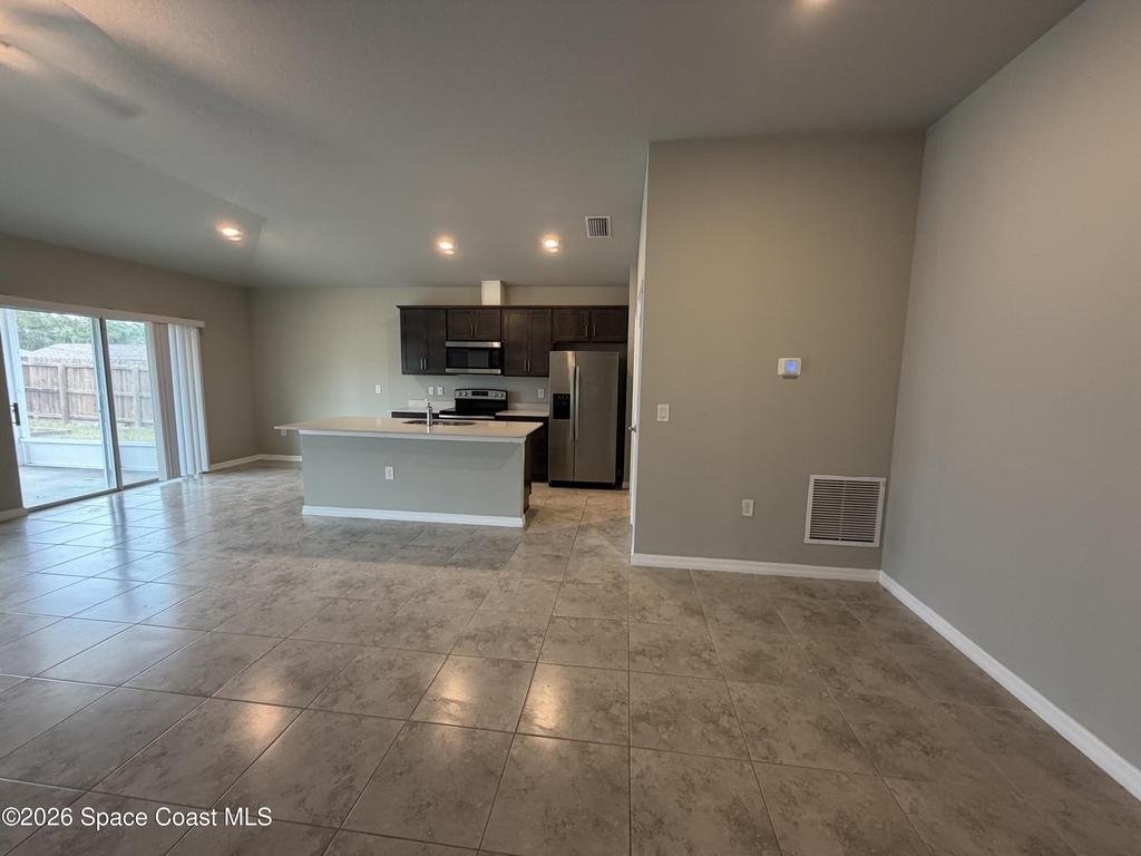 431 Brantley Street Se - Photo 10