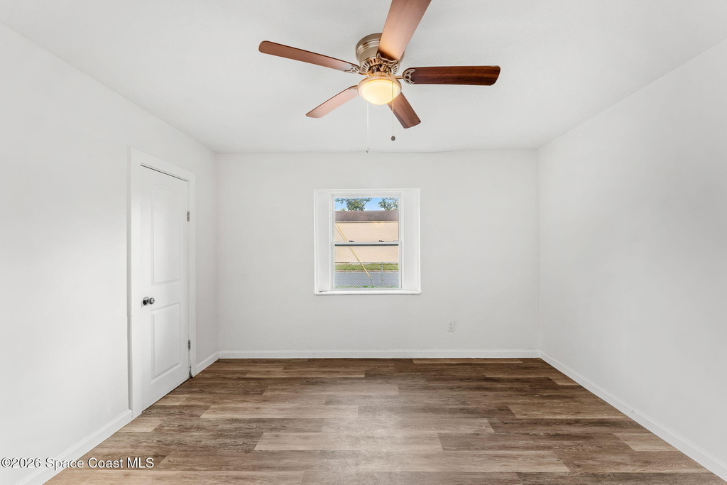405 Dummitt Avenue - Photo 16