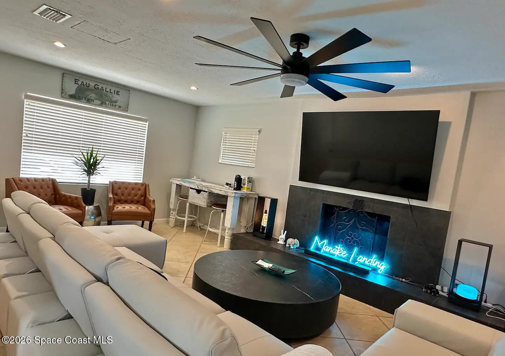 589 Hillside Court - Photo 10