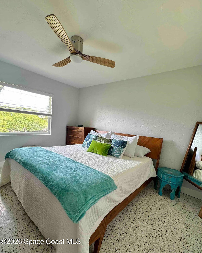 589 Hillside Court - Photo 8