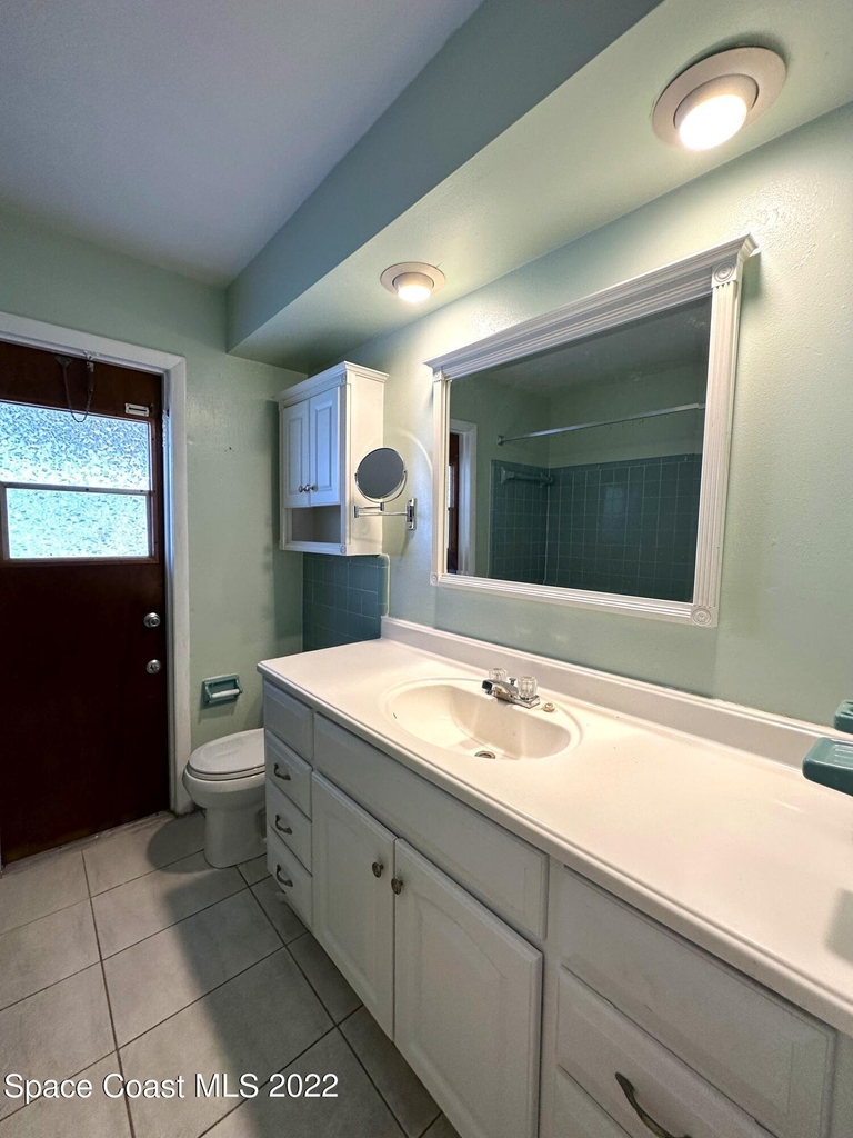 1660 Neptune Drive - Photo 15