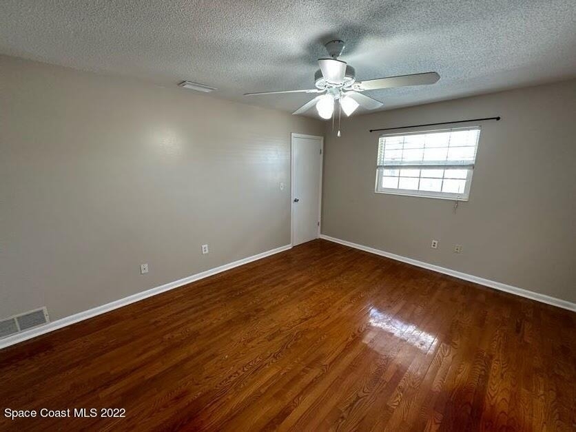 1660 Neptune Drive - Photo 17