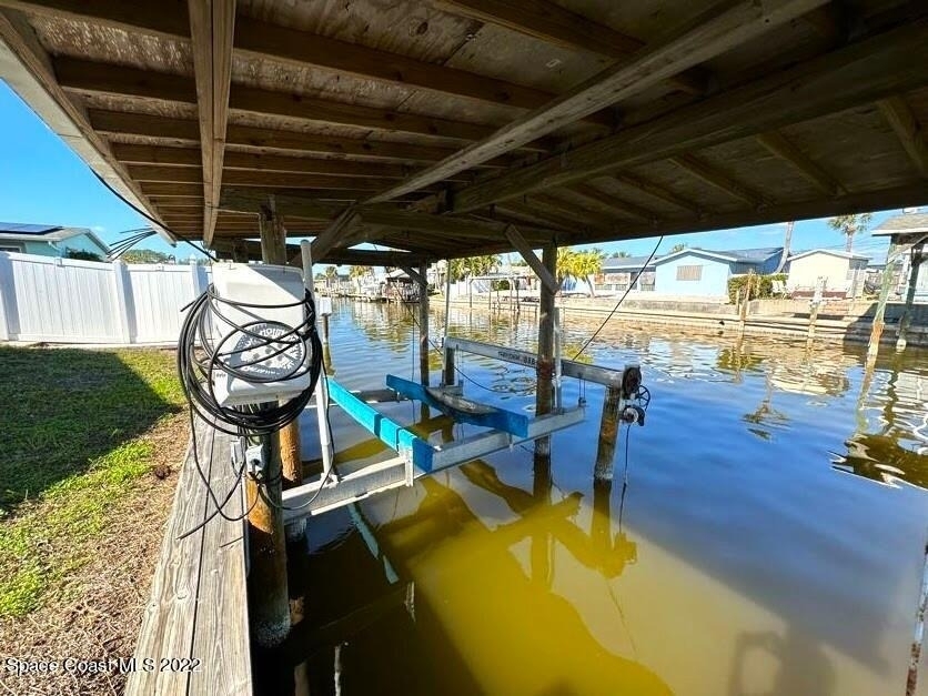 1660 Neptune Drive - Photo 25