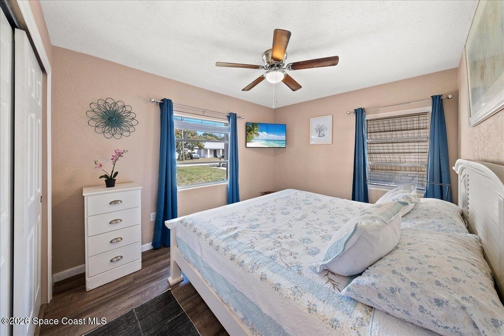 475 Coral Drive - Photo 8