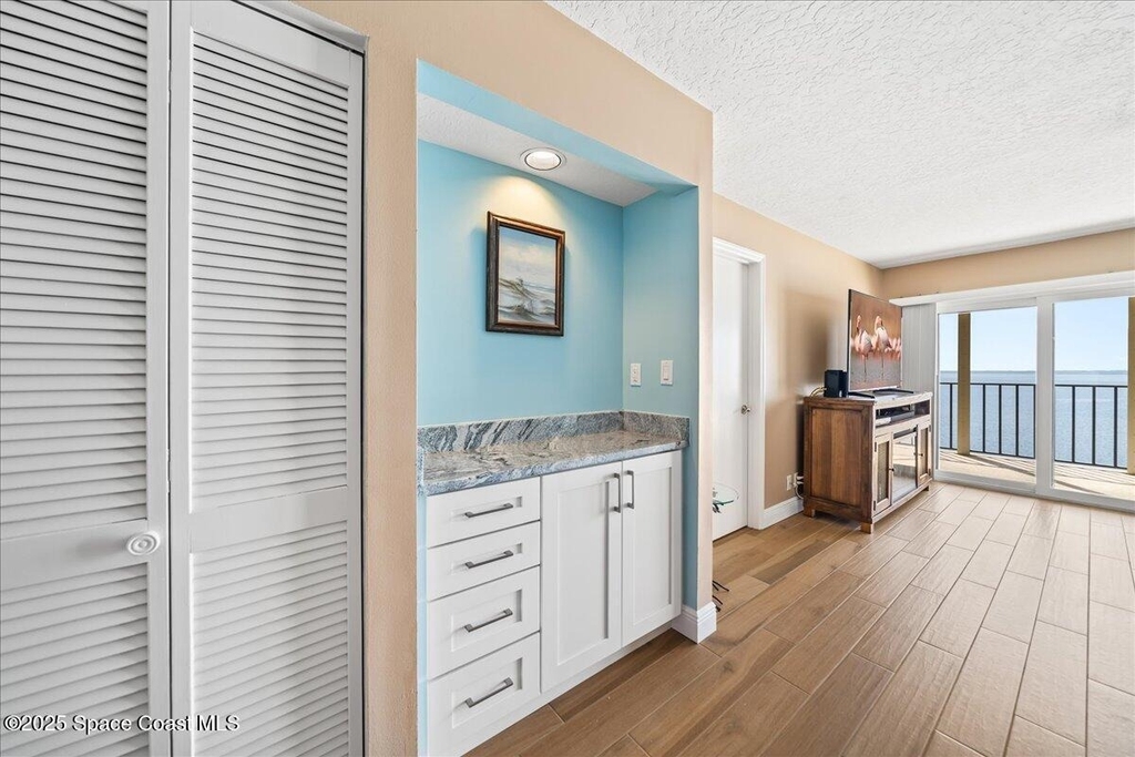 3220 River Villa Way - Photo 8
