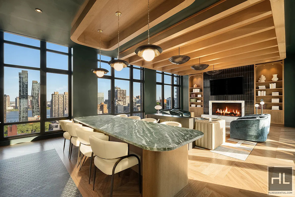 East 36th Street - Photo 8