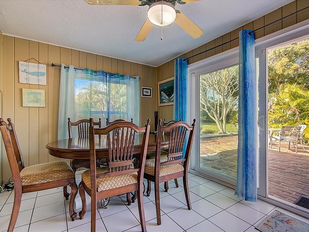 13589 Croft Drive S - Photo 10