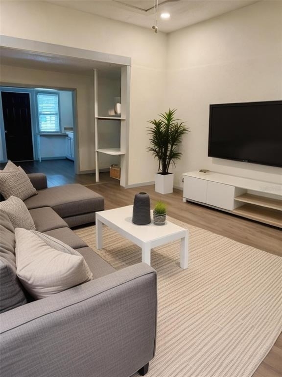 308 E Adalee Street - Photo 2