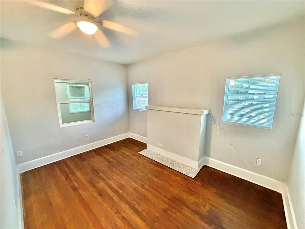 4700 10th Avenue S - Photo 8