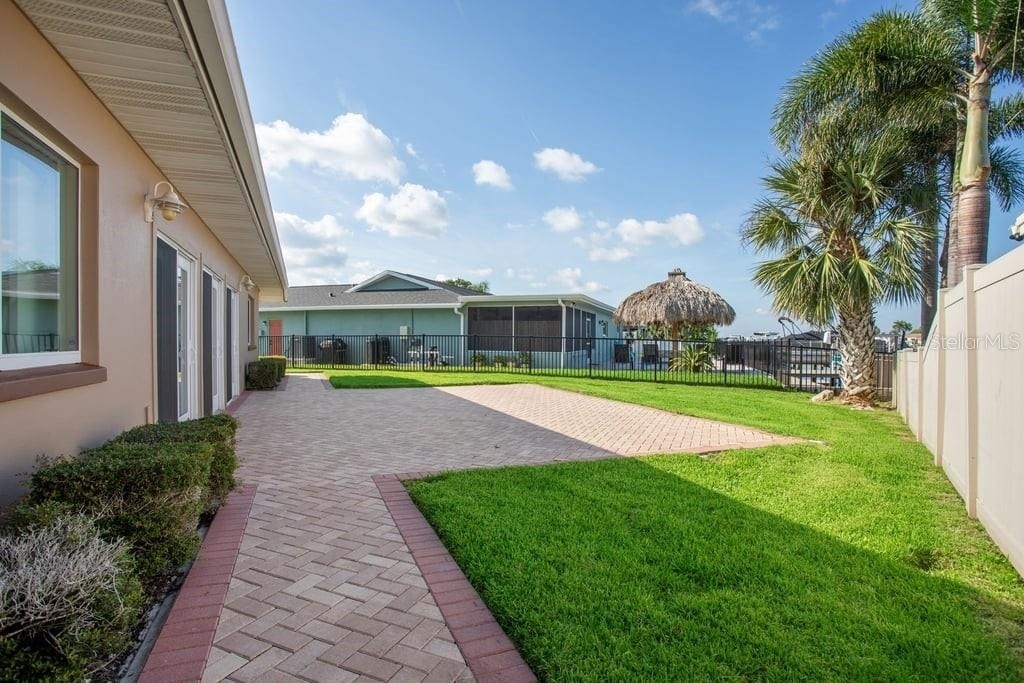 3734 Topsail Trail - Photo 2