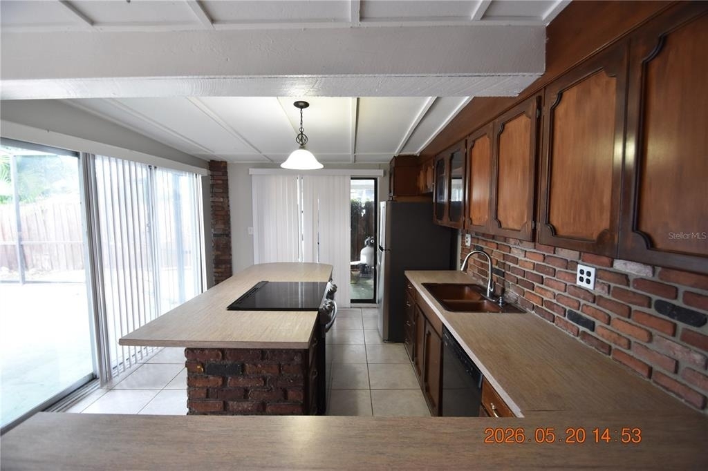 8720 Flame Vine Avenue - Photo 16