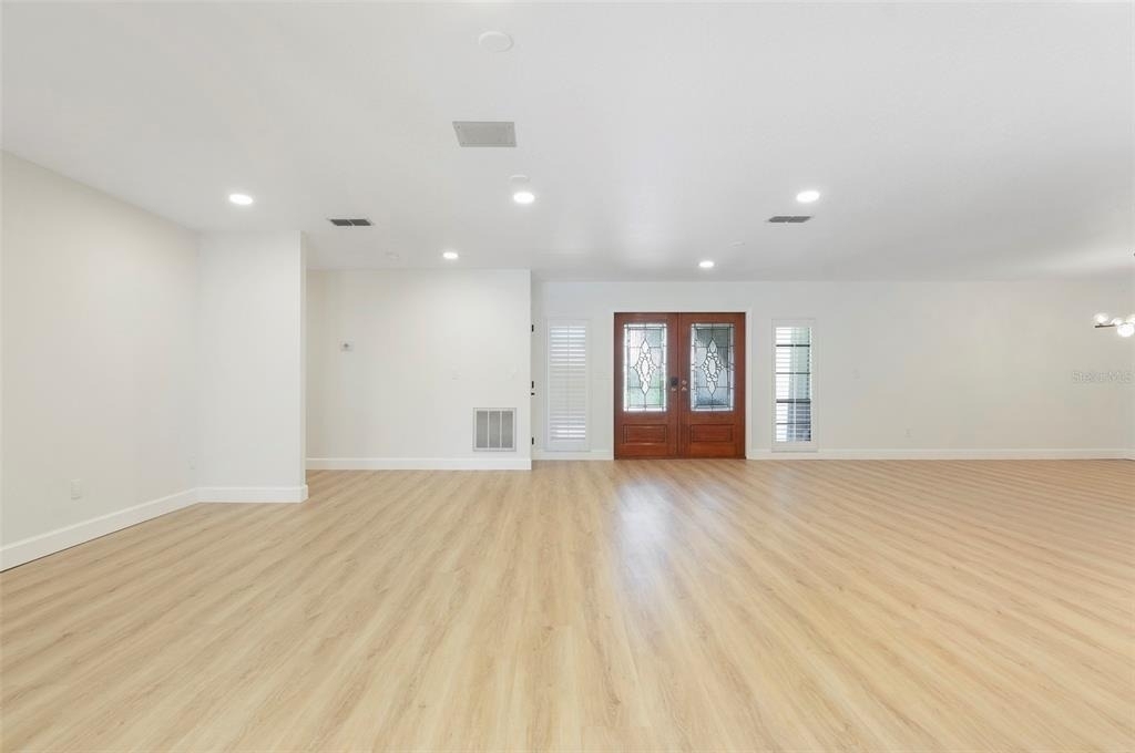 3119 Hyde Park Drive - Photo 9