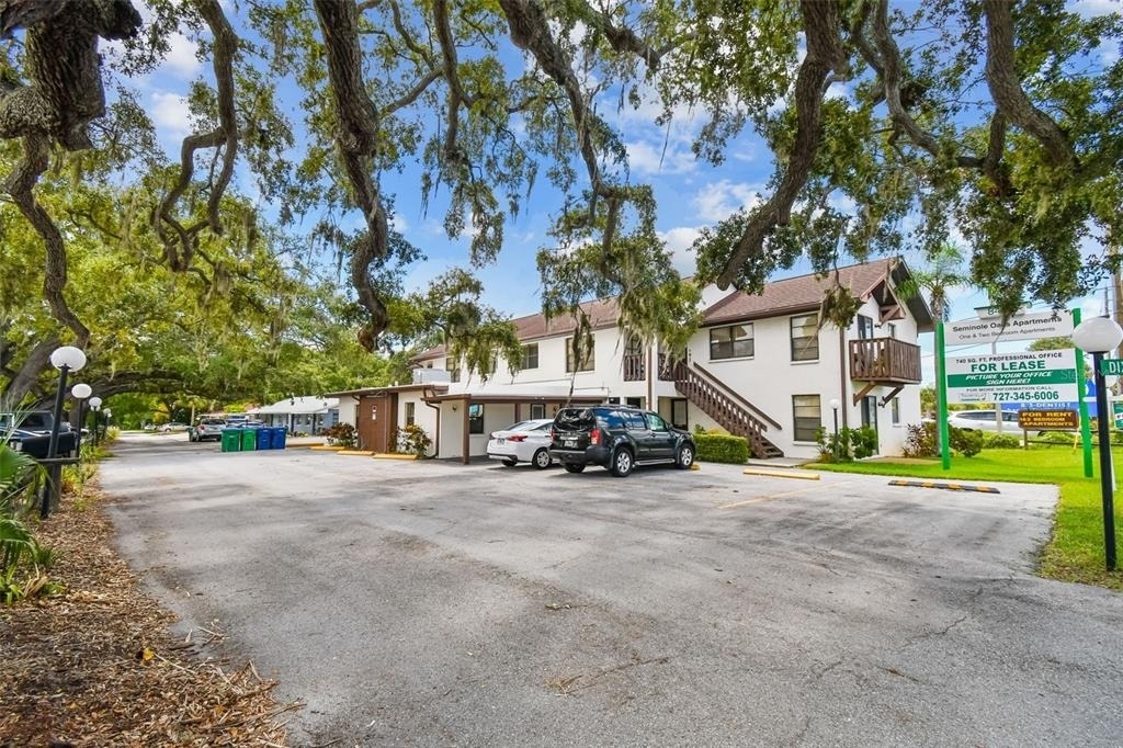 8423 Seminole Blvd - Photo 3