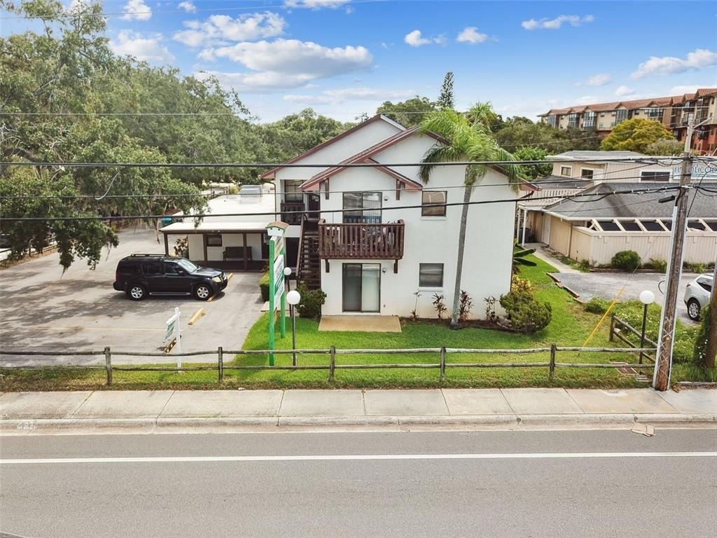 8423 Seminole Blvd - Photo 14