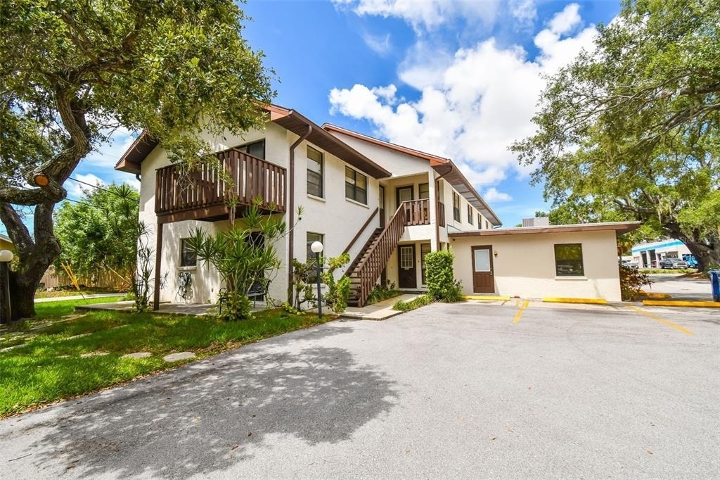 8423 Seminole Blvd - Photo 15