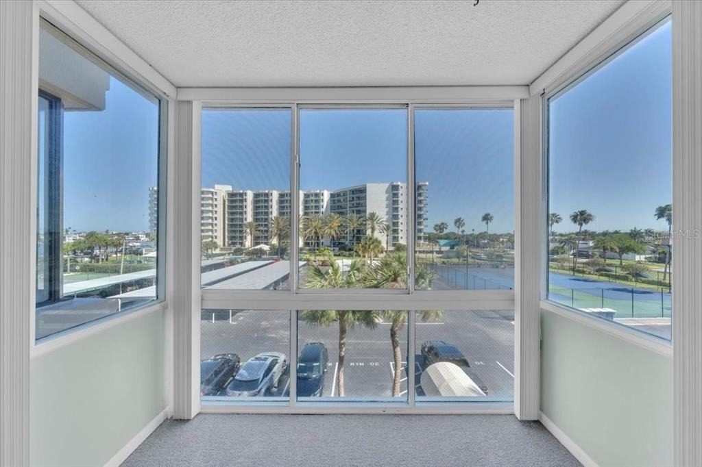 660 Island Way - Photo 6