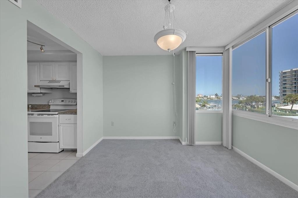 660 Island Way - Photo 9