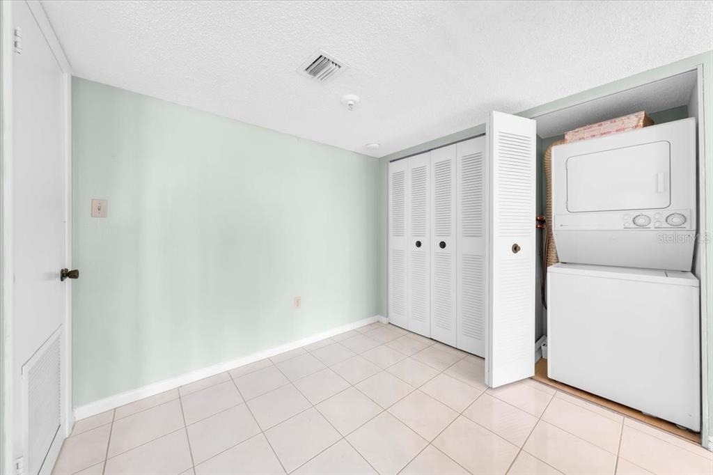 660 Island Way - Photo 29