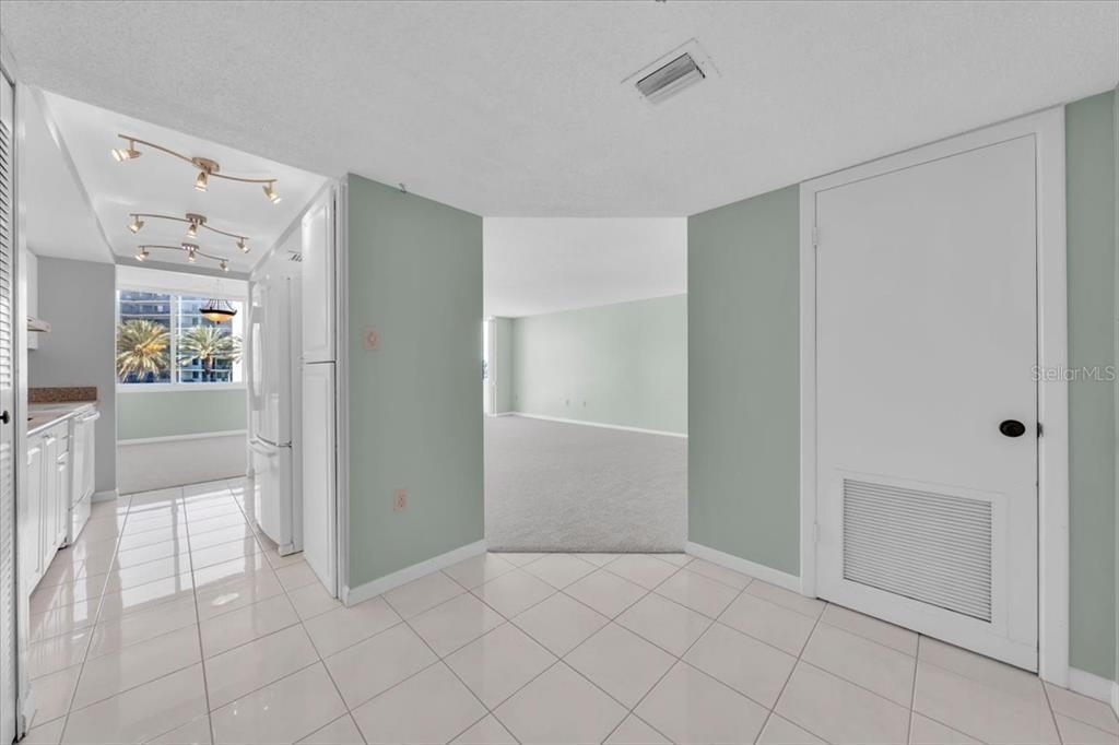 660 Island Way - Photo 31