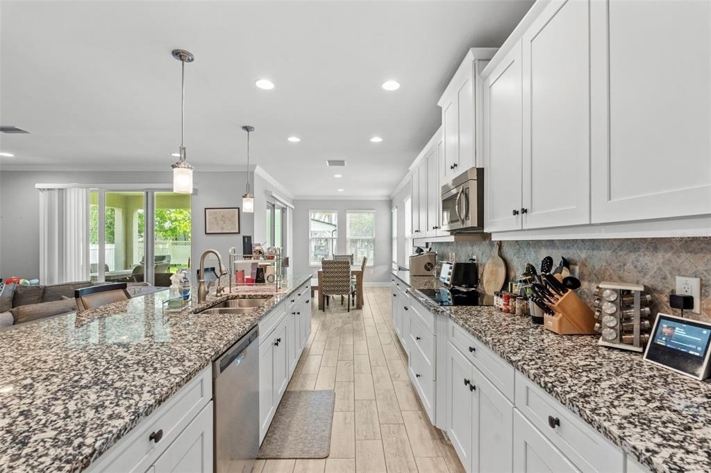 4545 Scarlet Loop - Photo 7