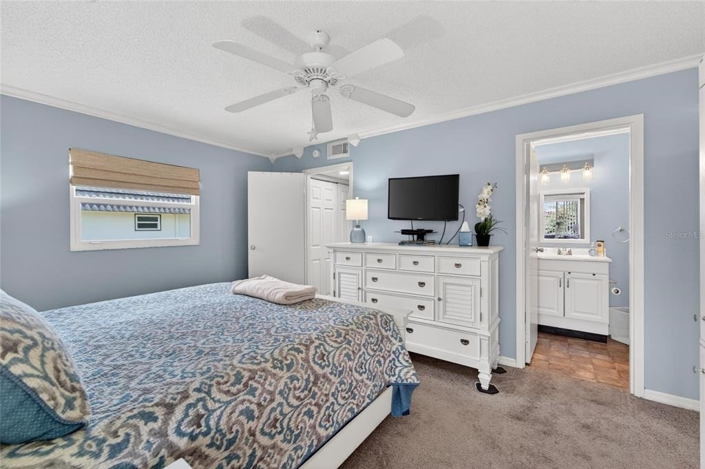 301 Kings Boulevard - Photo 19