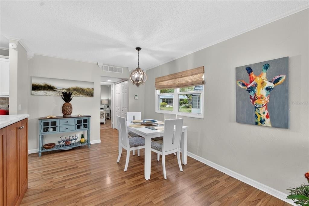 301 Kings Boulevard - Photo 12