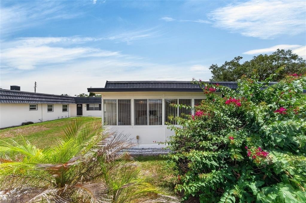 301 Kings Boulevard - Photo 31