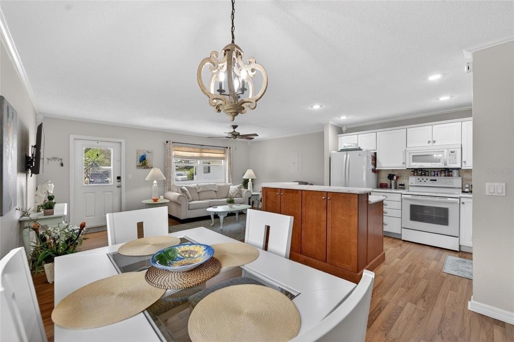 301 Kings Boulevard - Photo 14