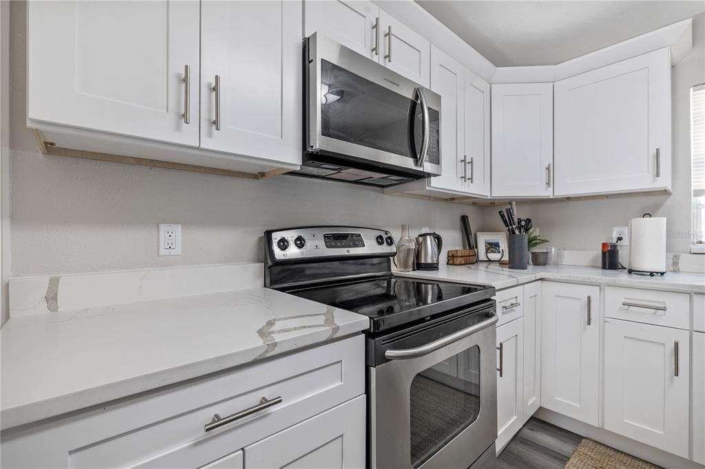 112 W Stanley Street - Photo 8