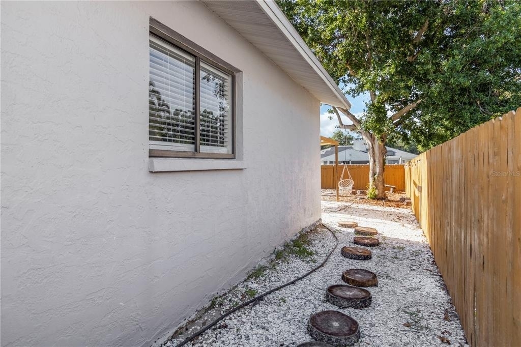 1883 Mova Street - Photo 21
