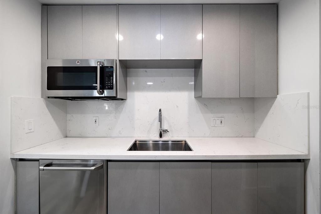 3920 W Barcelona Street - Photo 5