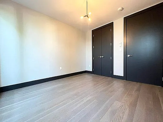 540 Driggs Avenue - Photo 9