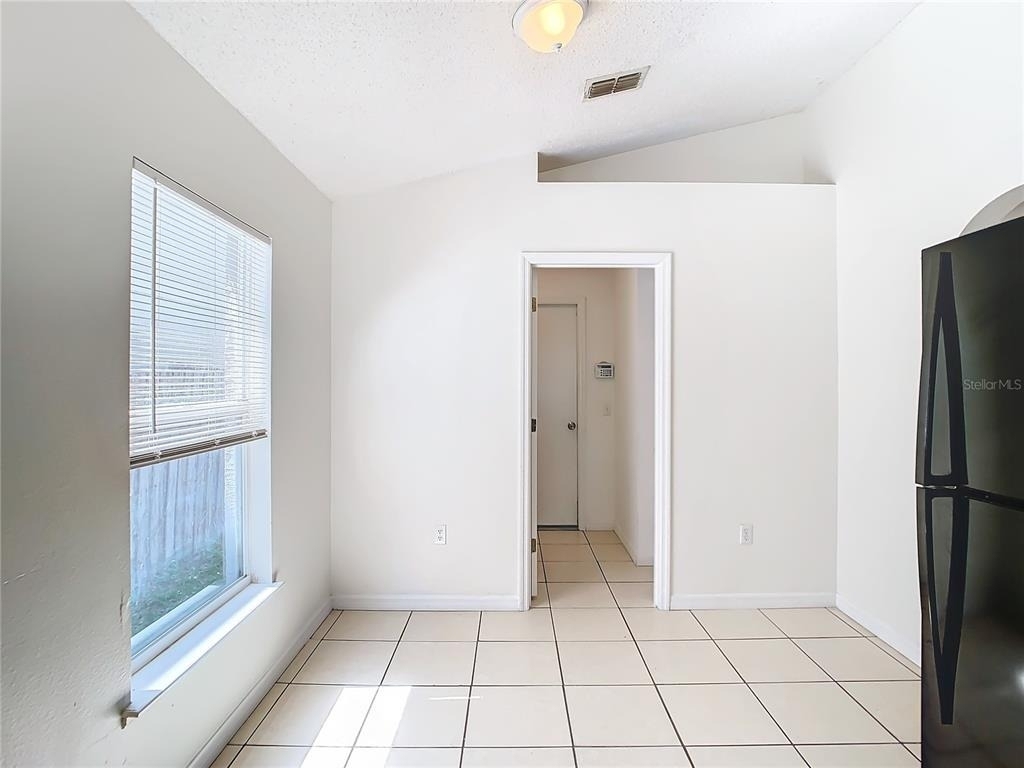10155 Laxton Street - Photo 12