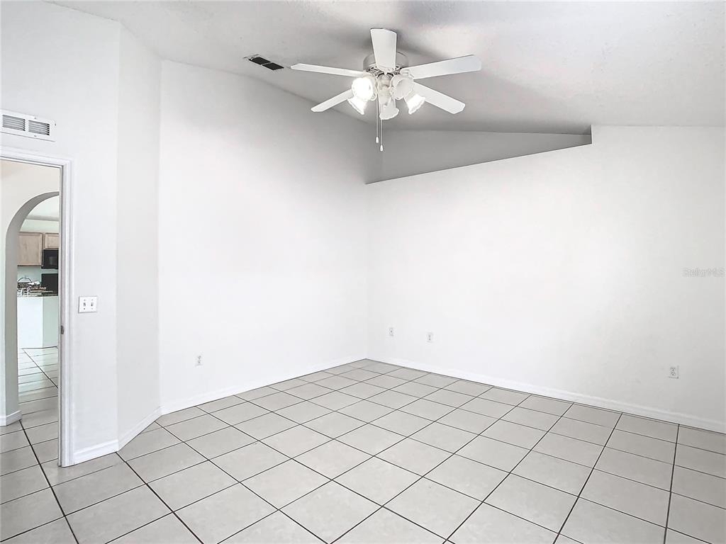 10155 Laxton Street - Photo 14