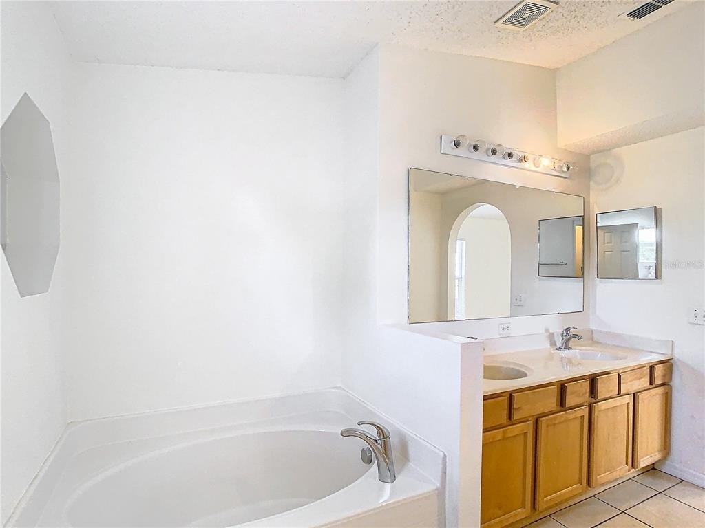 10155 Laxton Street - Photo 19