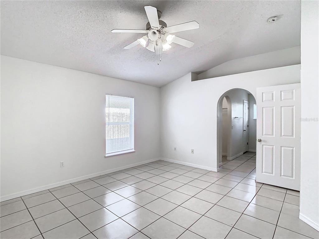 10155 Laxton Street - Photo 17