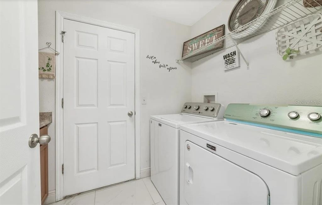 15649 Carina Drive - Photo 4