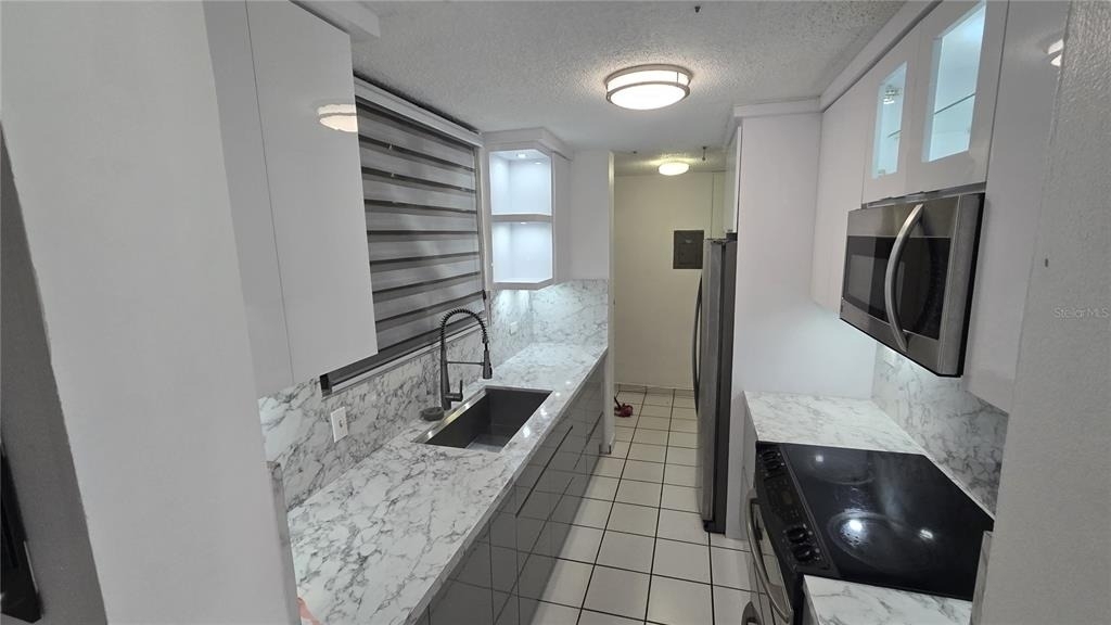 201 Arterial Hostos Avenue - Photo 2