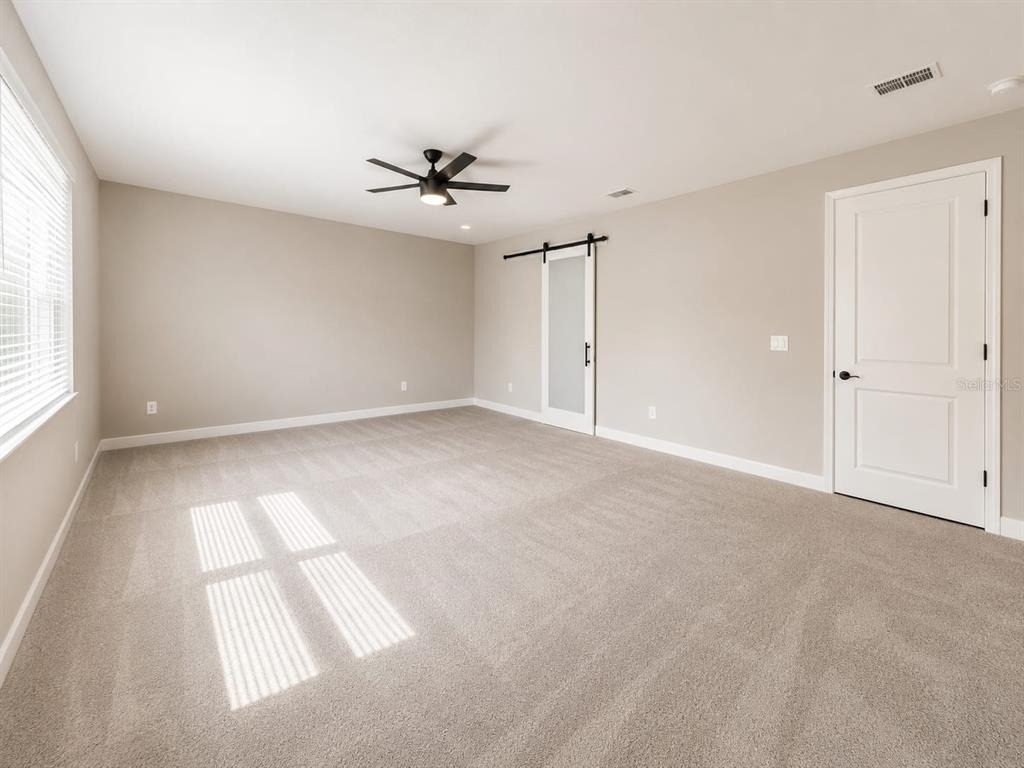 708 Griffon Avenue - Photo 11